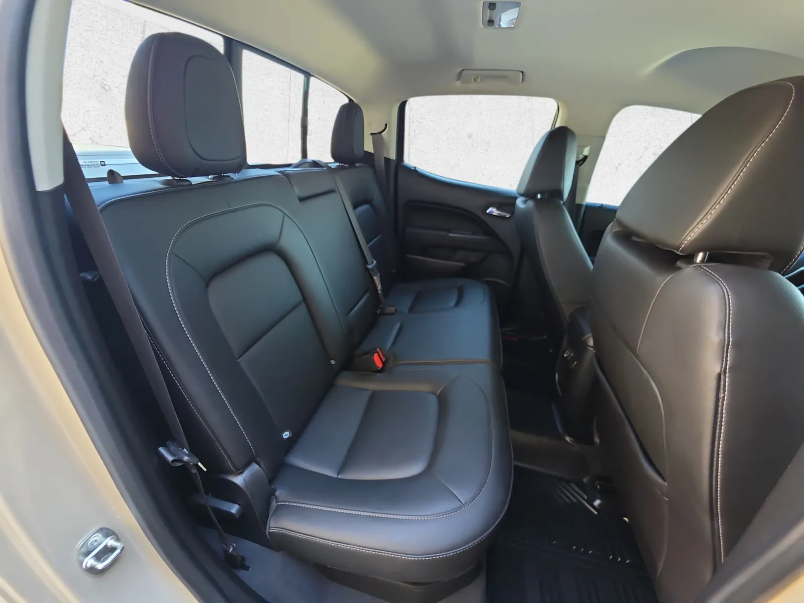 Chevrolet Colorado photo 28