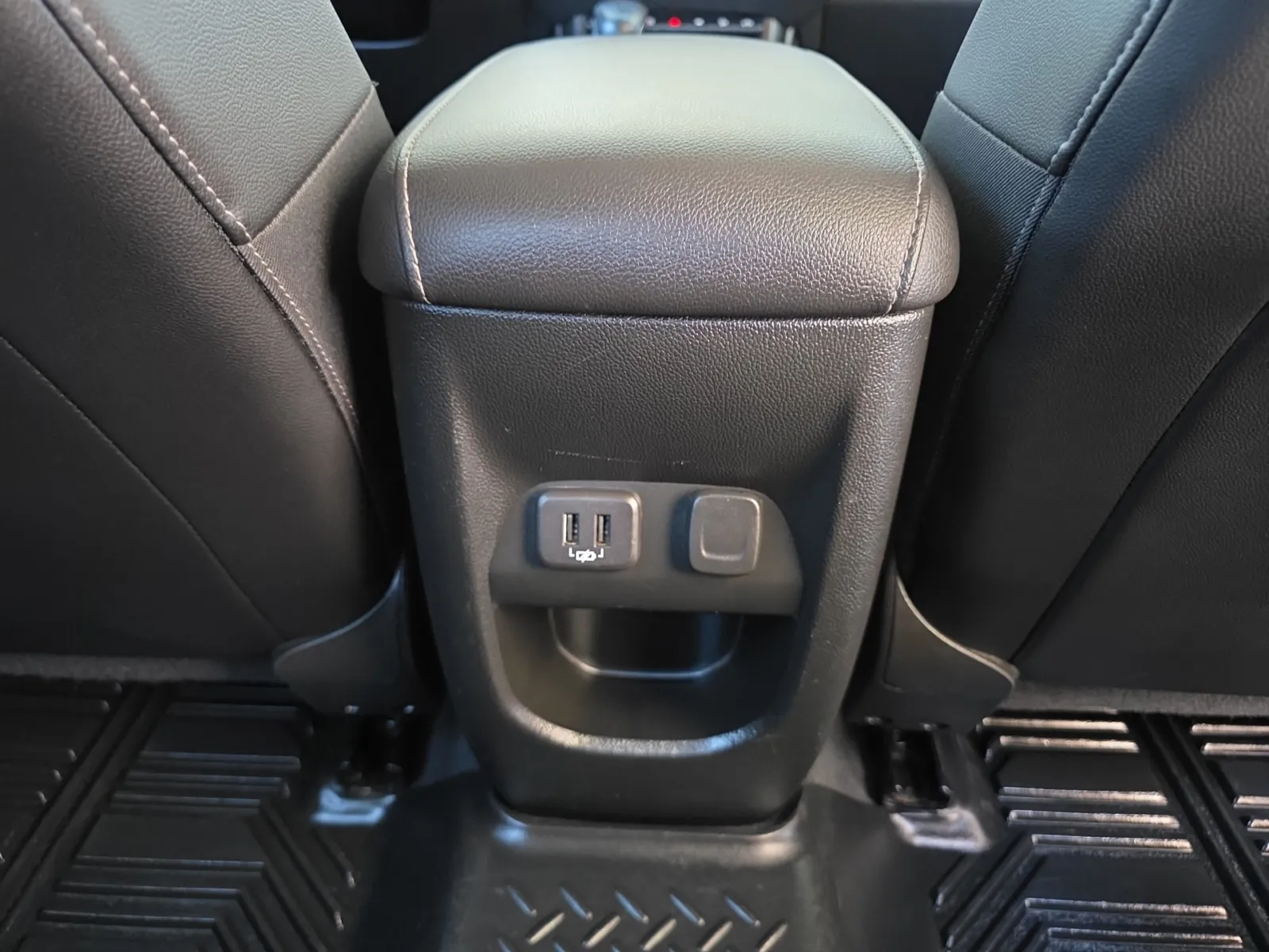 Chevrolet Colorado photo 22