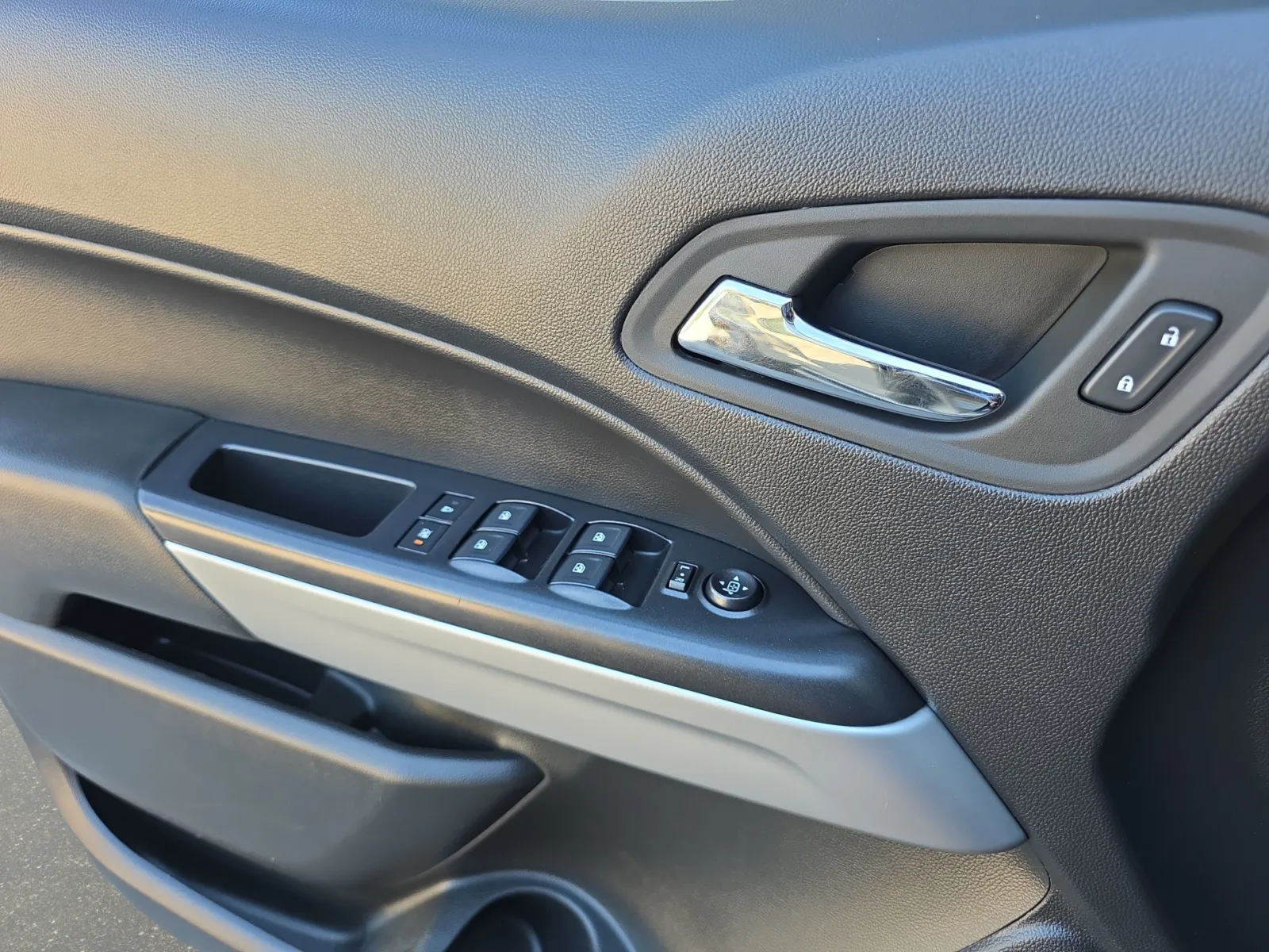 Chevrolet Colorado photo 24