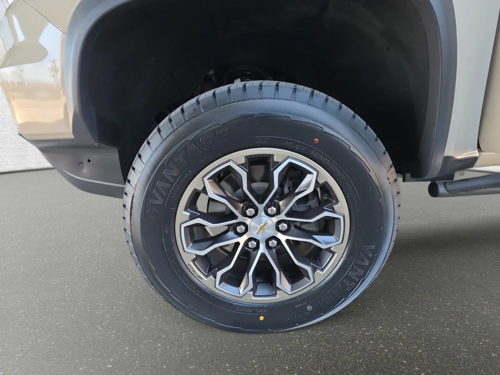 Chevrolet Colorado photo 34