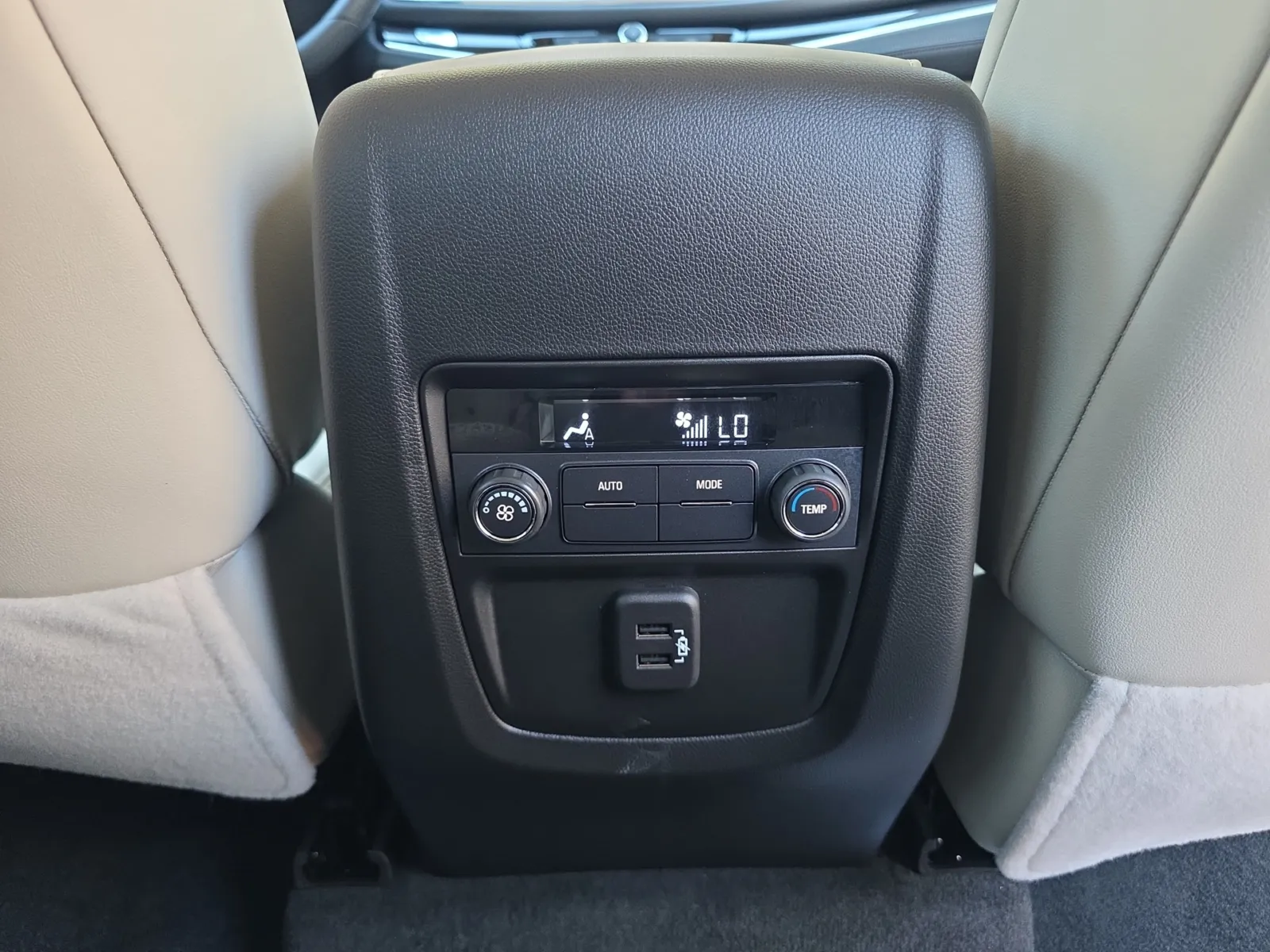 Buick Enclave photo 22