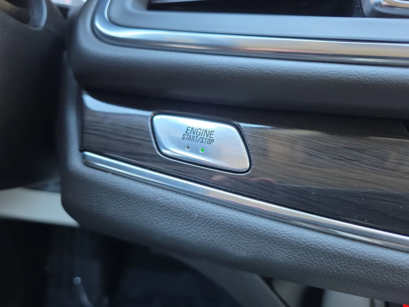 Buick Enclave photo 17