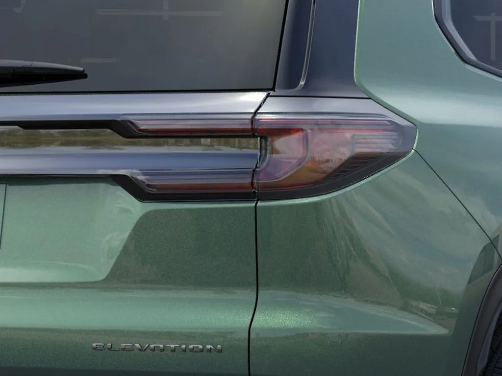 GMC Acadia photo 11