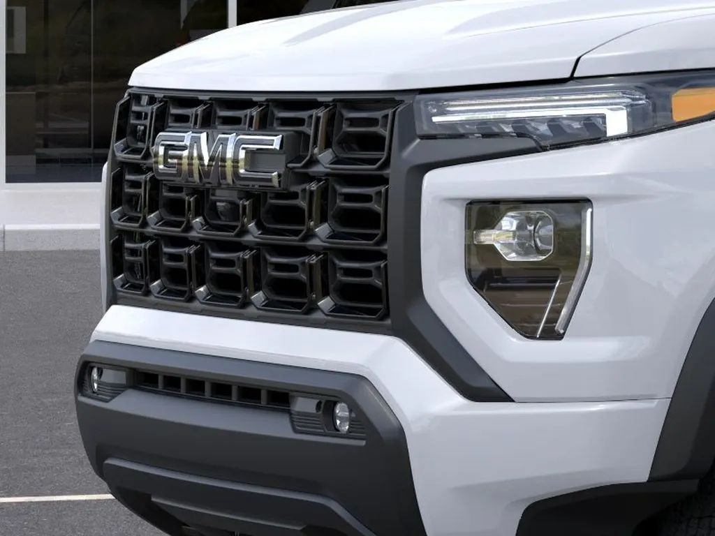 GMC Canyon photo 13