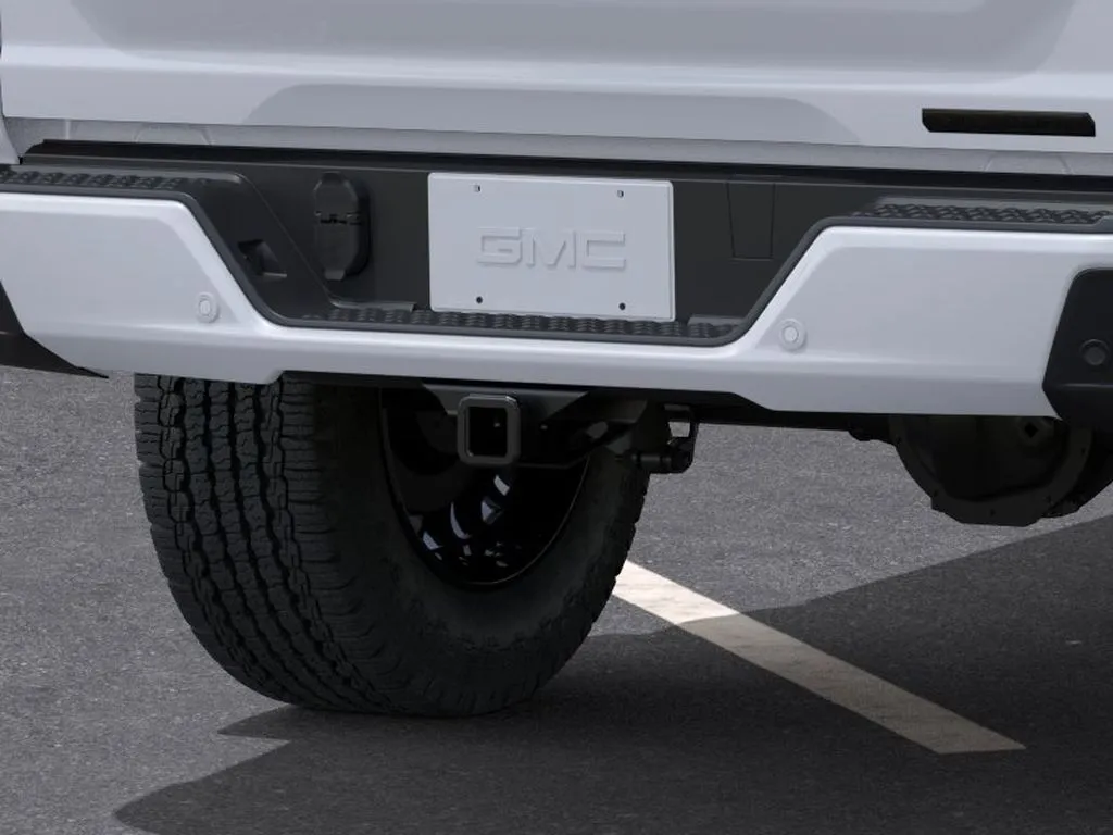 GMC Canyon photo 14