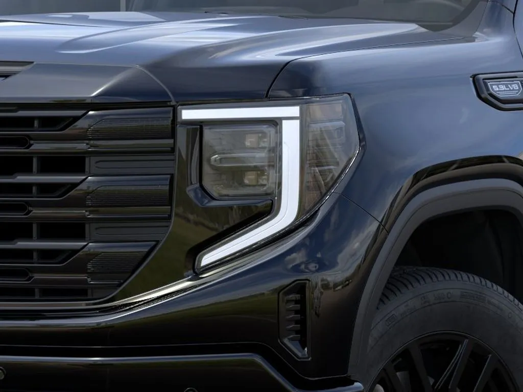 GMC Sierra photo 10