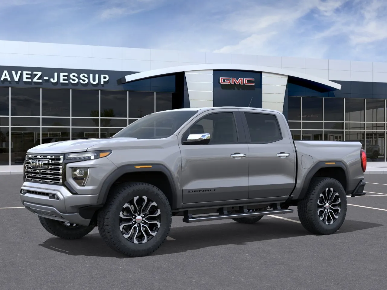 GMC Canyon photo 2