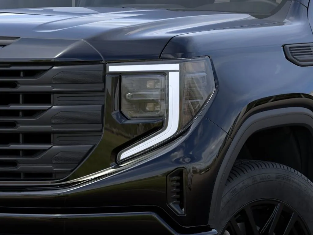 GMC Sierra photo 10