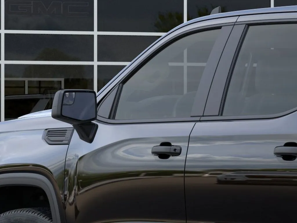 GMC Sierra photo 12