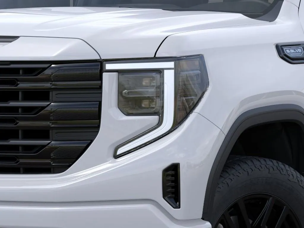 GMC Sierra photo 10