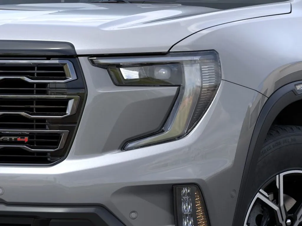 GMC Acadia photo 10
