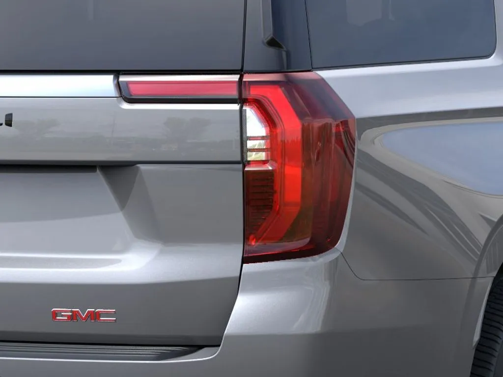 GMC Yukon XL photo 11