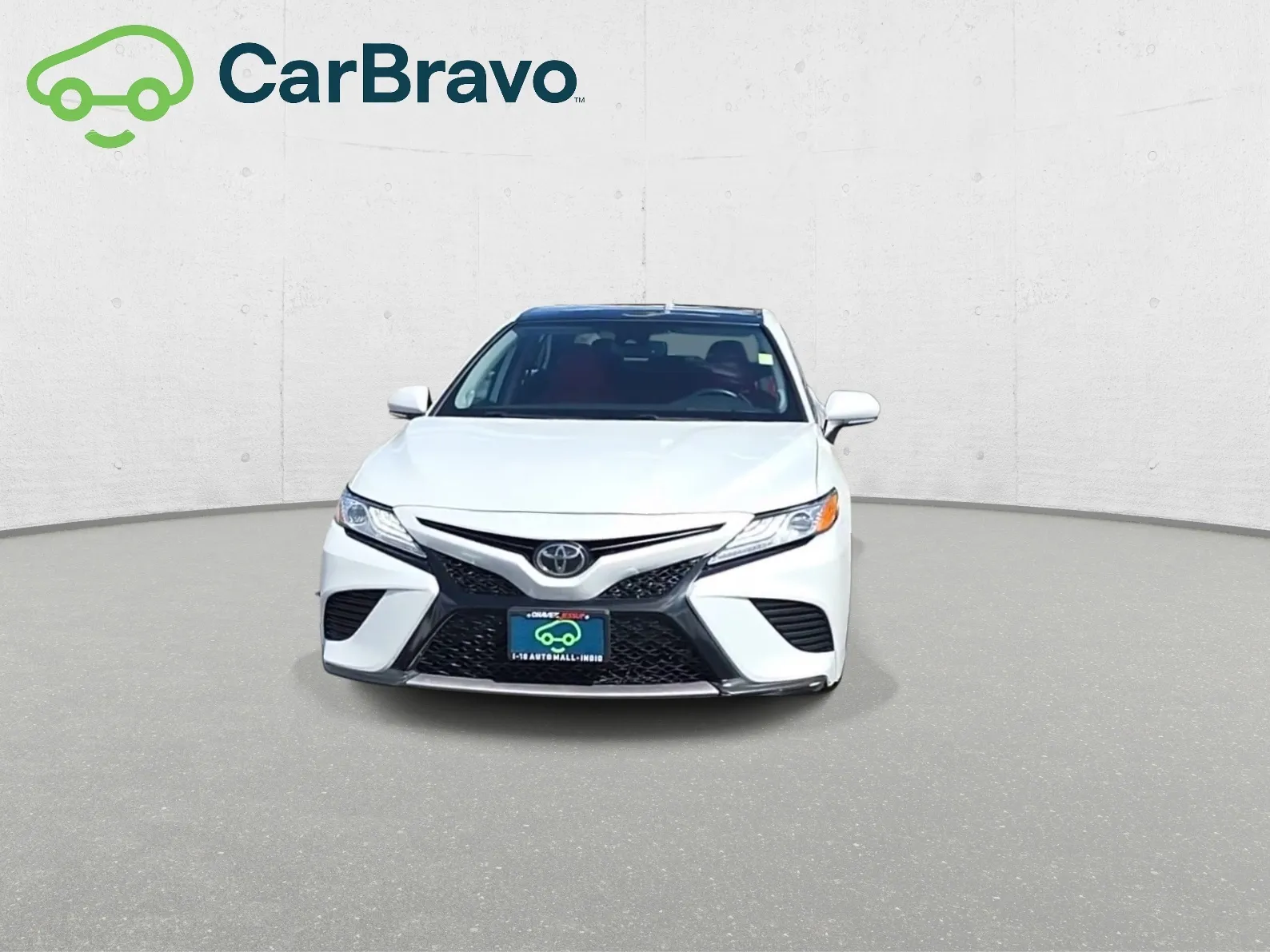 Toyota Camry photo 3