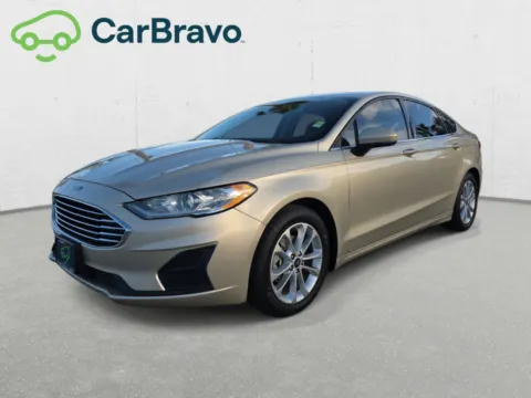 White 2019 Ford Fusion SE for sale in Indio, CA