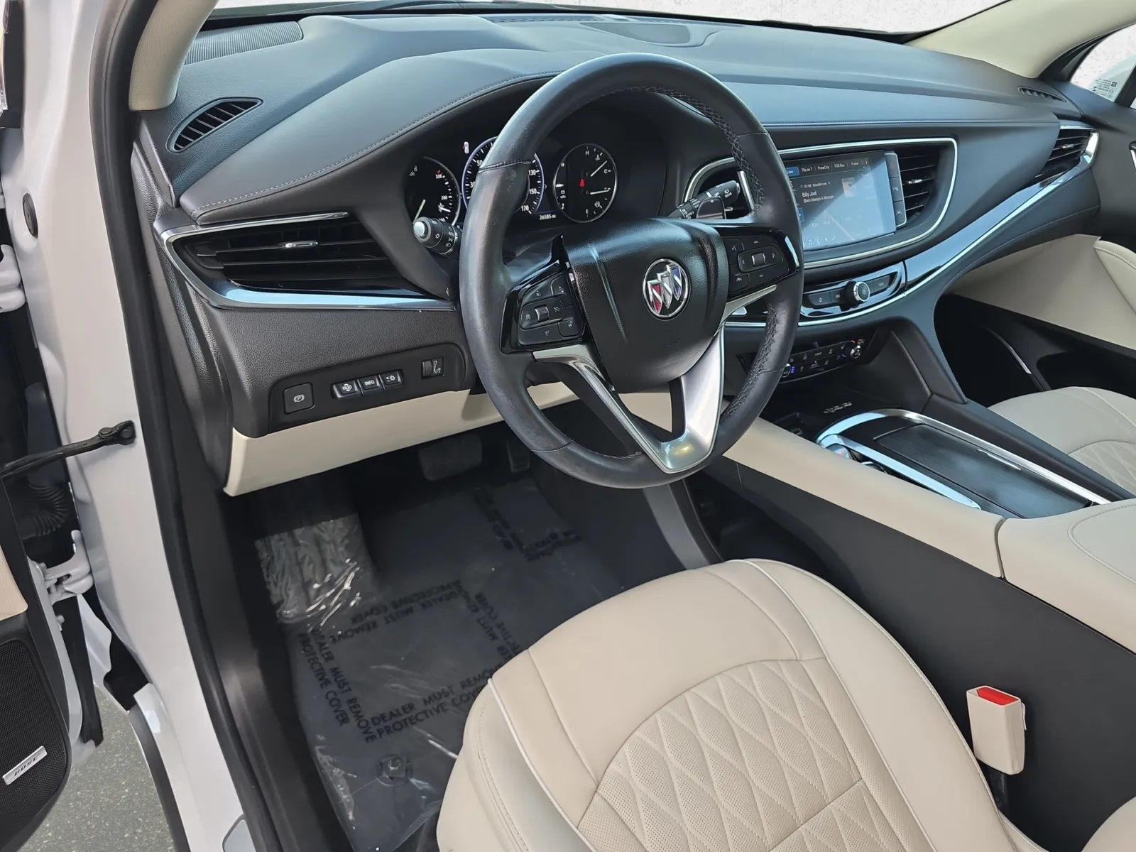 Buick Enclave photo 10