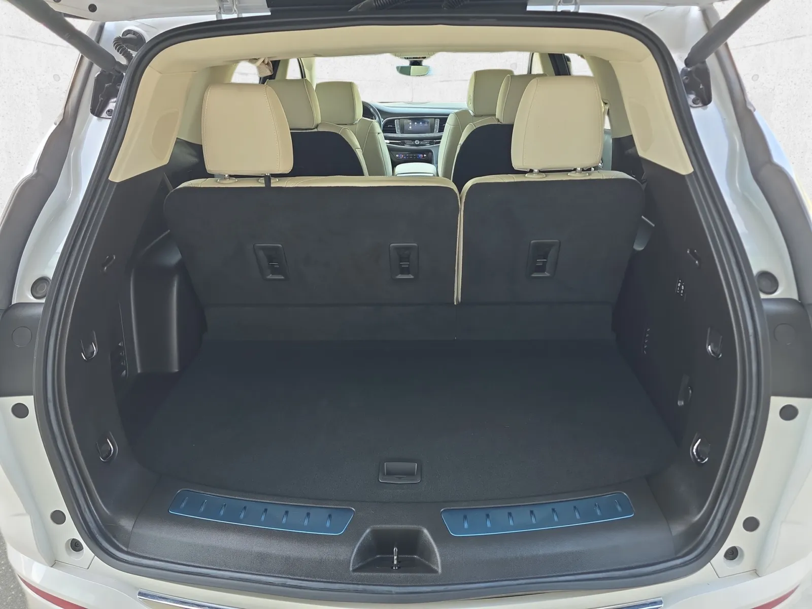 Buick Enclave photo 27