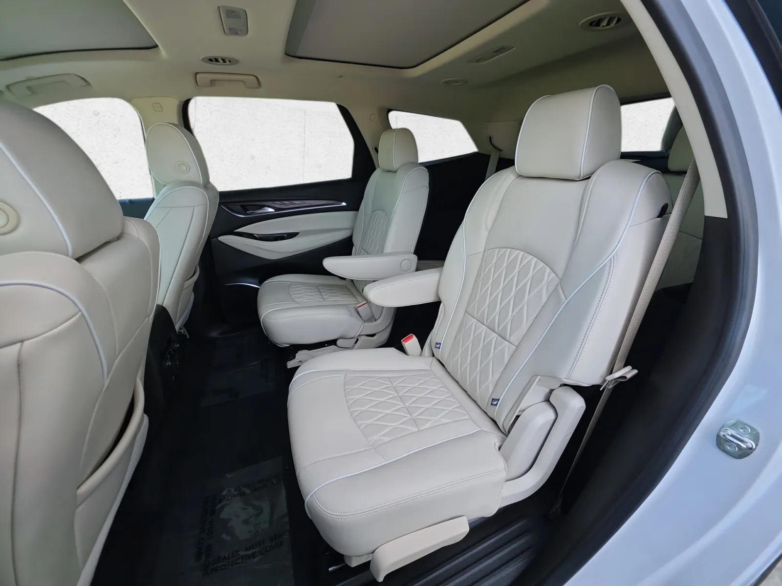 Buick Enclave photo 26