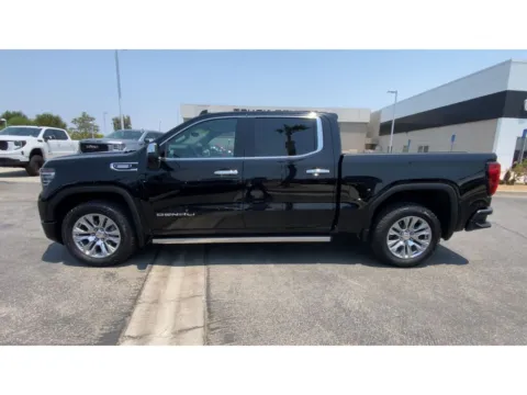 More photos of 2022 GMC Sierra Denali at Chavez-Jessup GMC, CA