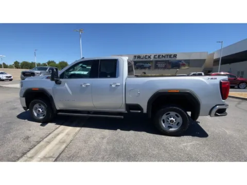 More photos of 2023 GMC Sierra SLE at Chavez-Jessup GMC, CA