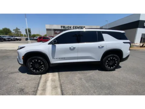 More photos of 2024 Chevrolet Traverse AWD Z71 at Chavez-Jessup GMC, CA