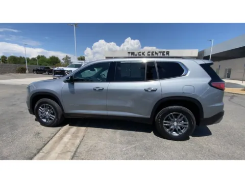 More photos of 2025 GMC Acadia FWD Elevation at Chavez-Jessup GMC, CA