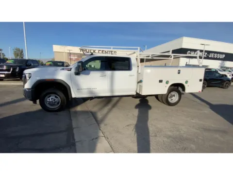 More photos of 2026 GMC Sierra SLE at Chavez-Jessup GMC, CA