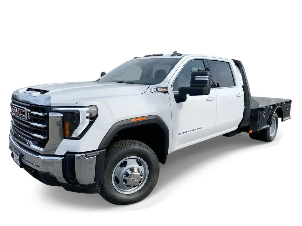 2026 GMC Sierra 3500 Chassis Cab SLE's photo