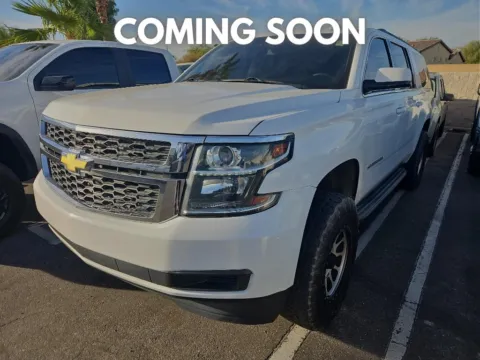 White 2018 Chevrolet Suburban LT for sale in Indio, CA