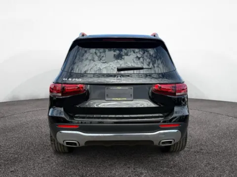 More photos of 2023 Mercedes-Benz GLB 250 at House of Cars Arizona: Phoenix, Scottsdale, Tempe, Mesa, AZ