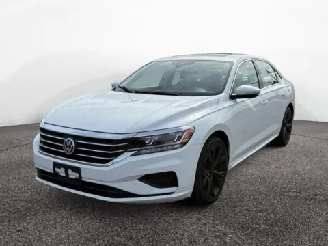 White 2021 Volkswagen Passat 2.0T SE for sale in Scottsdale, AZ