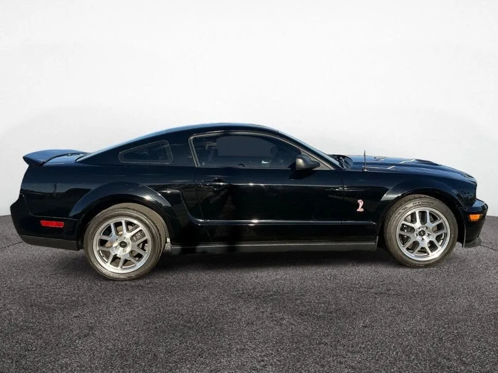 2007 Ford Mustang Shelby GT500 - Photo 6