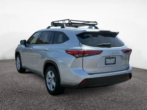 Another view of 2021 Toyota Highlander LE for sale in Scottsdale, AZ at House of Cars Arizona: Phoenix, Scottsdale, Tempe, Mesa