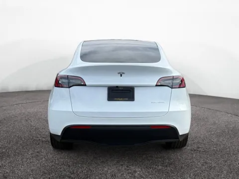 More photos of 2023 Tesla Model Y Long Range at House of Cars Arizona: Phoenix, Scottsdale, Tempe, Mesa, AZ