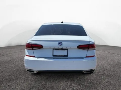More photos of 2020 Volkswagen Passat 2.0T SEL at House of Cars Arizona: Phoenix, Scottsdale, Tempe, Mesa, AZ