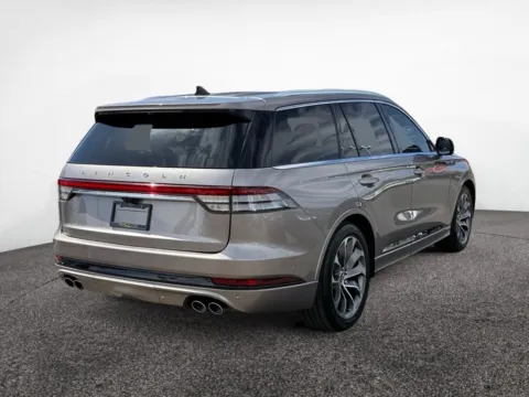 More photos of 2021 Lincoln Aviator Grand Touring at House of Cars Arizona: Phoenix, Scottsdale, Tempe, Mesa, AZ