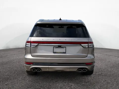 More photos of 2021 Lincoln Aviator Grand Touring at House of Cars Arizona: Phoenix, Scottsdale, Tempe, Mesa, AZ