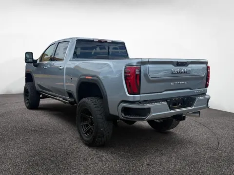 Another view of 2024 GMC Sierra 2500HD Denali Ultimate for sale in Scottsdale, AZ at House of Cars Arizona: Phoenix, Scottsdale, Tempe, Mesa