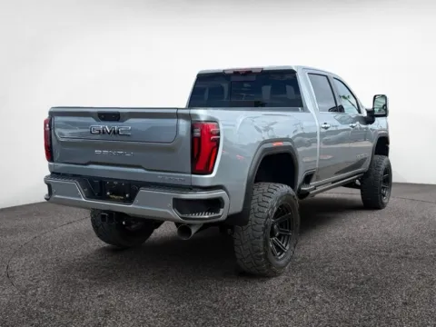 More photos of 2024 GMC Sierra 2500HD Denali Ultimate at House of Cars Arizona: Phoenix, Scottsdale, Tempe, Mesa, AZ