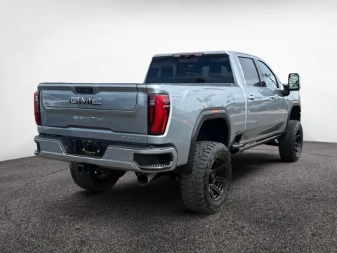 More photos of 2024 GMC Sierra 2500HD 4WD Crew Cab Standard Bed Denali Ultimate at House of Cars Arizona: Phoenix, Scottsdale, Tempe, Mesa, AZ