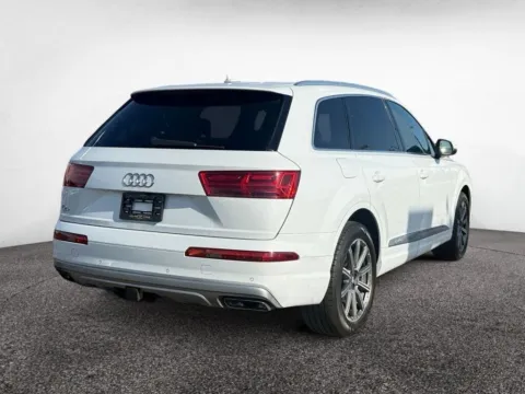 More photos of 2019 Audi Q7 55 Premium Plus at House of Cars Arizona: Phoenix, Scottsdale, Tempe, Mesa, AZ