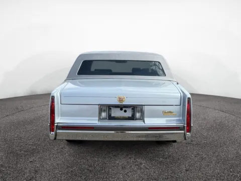 More photos of 1992 Cadillac DeVille Standard at House of Cars Arizona: Phoenix, Scottsdale, Tempe, Mesa, AZ