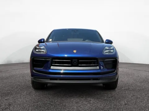 More photos of 2024 Porsche Macan at House of Cars Arizona: Phoenix, Scottsdale, Tempe, Mesa, AZ