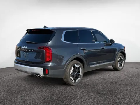 More photos of 2024 Kia Telluride S at House of Cars Arizona: Phoenix, Scottsdale, Tempe, Mesa, AZ