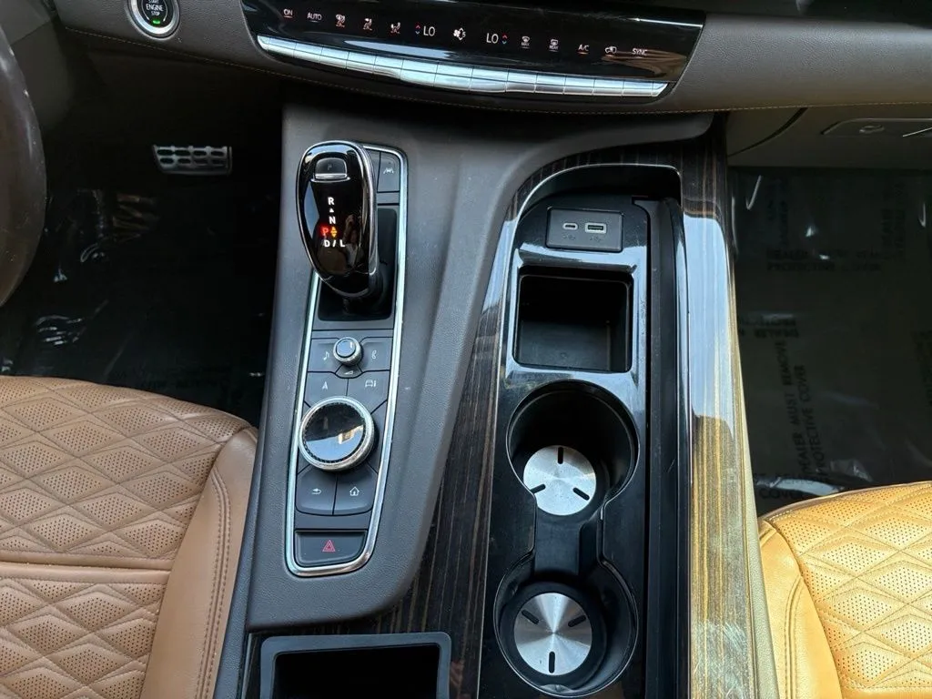 2022 Cadillac Escalade Sport - Photo 9