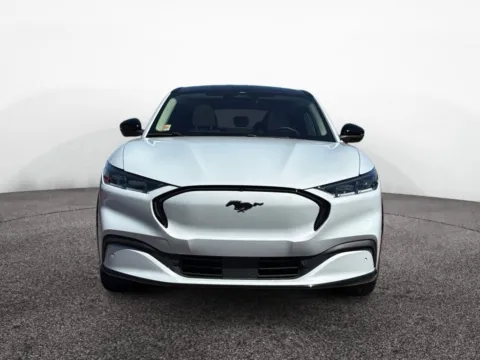 More photos of 2022 Ford Mustang Mach-E Premium at House of Cars Arizona: Phoenix, Scottsdale, Tempe, Mesa, AZ