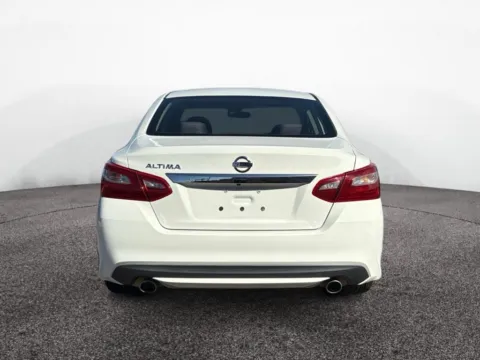 More photos of 2018 Nissan Altima 2.5 S at House of Cars Arizona: Phoenix, Scottsdale, Tempe, Mesa, AZ