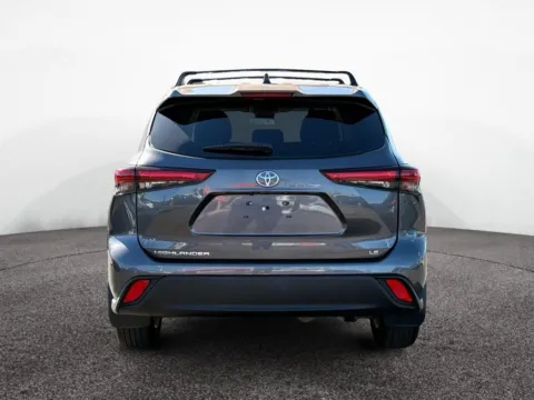 More photos of 2023 Toyota Highlander L at House of Cars Arizona: Phoenix, Scottsdale, Tempe, Mesa, AZ