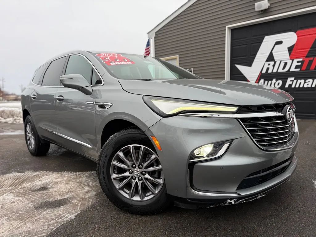 2024 Buick Enclave Premium's photo