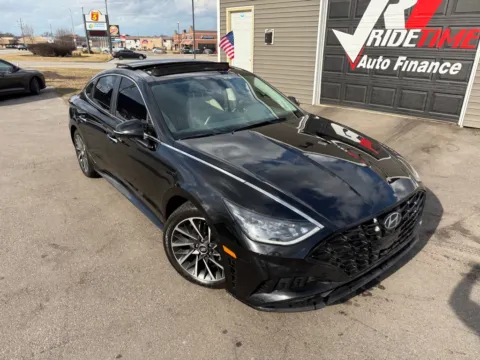Photos of 2022 HYUNDAI SONATA LIMITED for sale in Crown Point, IN at Ride Time Auto Finance Crown Point