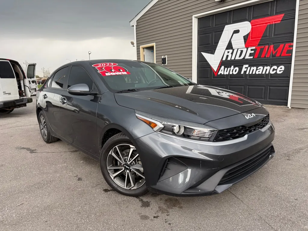 2023 Kia Forte LXS